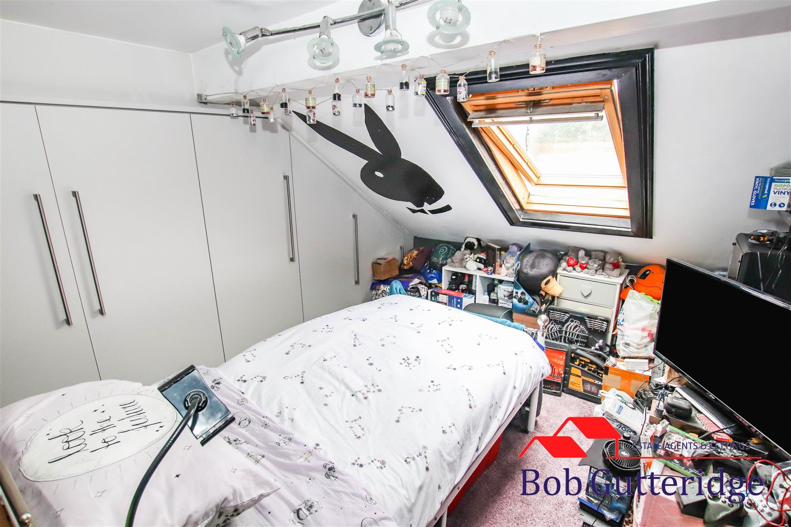USABLE LOFT SPACE